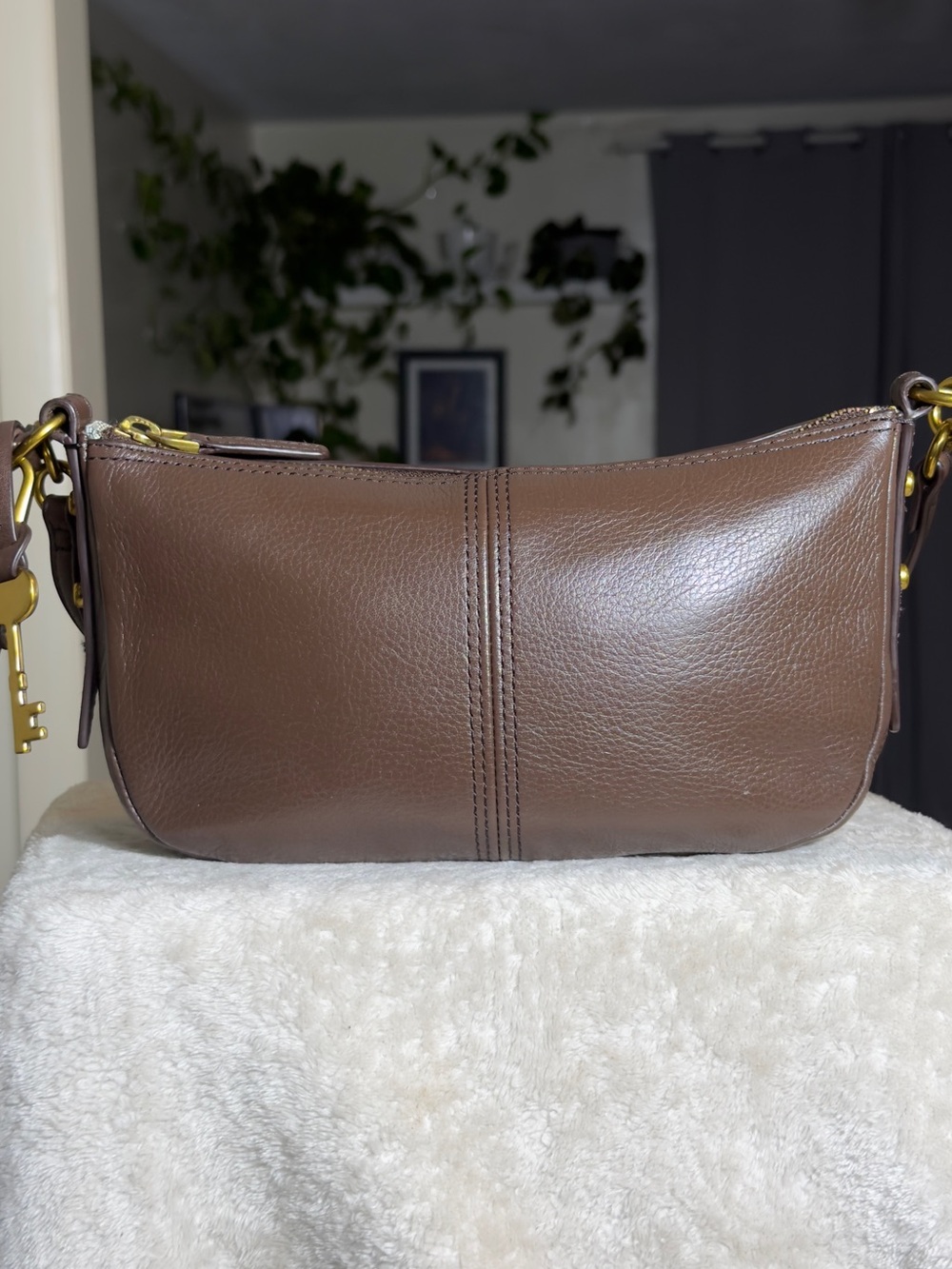 Fossil Jolie Brown Pebbled Leather Baguette Shoulder Bag - Picture 3 of 15